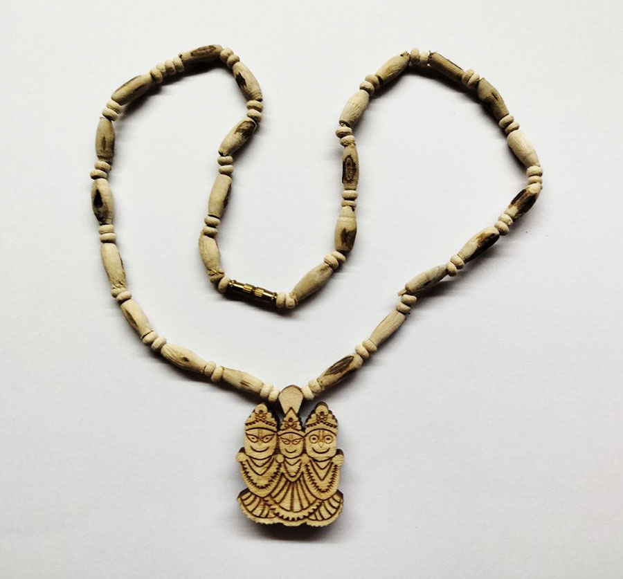 Кантхi-мала Tуласi з кулоном Jagannath-Baladeva-Subhadra