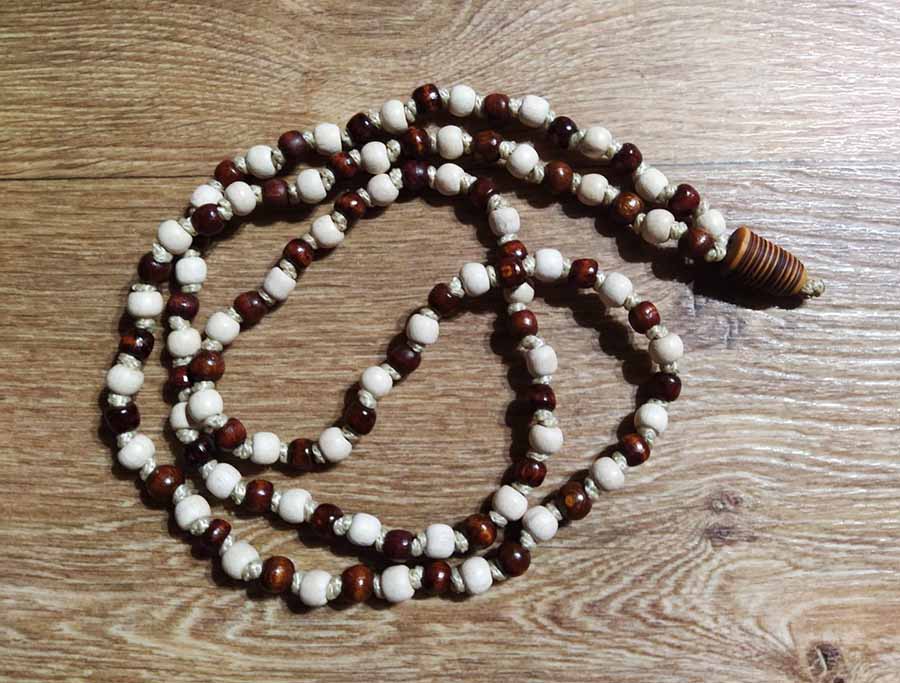 Дерев'яні чотки для медитації Дерев'яні чотки для медитації