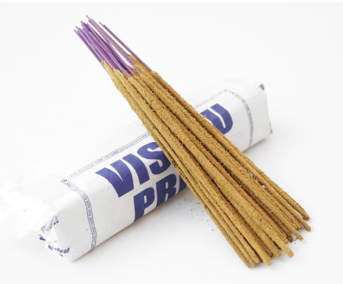 Vishnu Priya пахощі Vishnu Priya пахощі