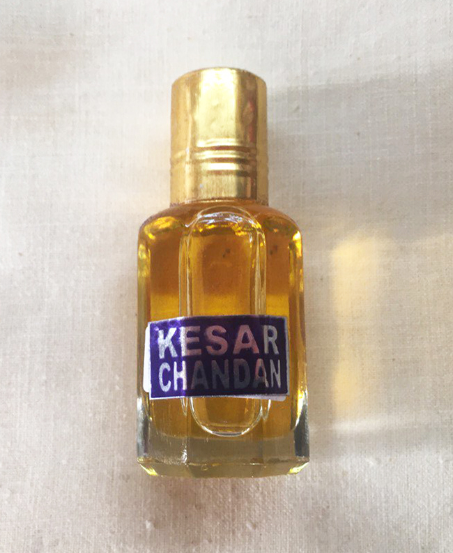 Kesar chandan aroma oil Kesar chandan aroma oil