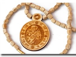 Канхімала Туласі з кулоном Радха Крішна